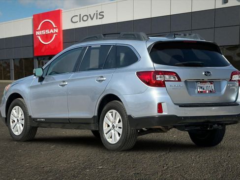 Used 2016 Subaru Outback 2.5i Premium AWD/4WD image 7
