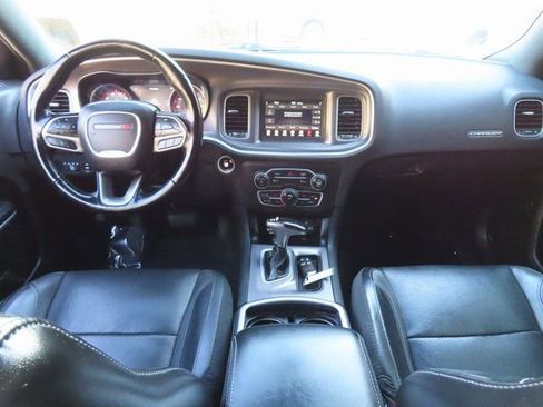 Used 2021 Dodge Charger SXT w/ Leather Interior Group image 5