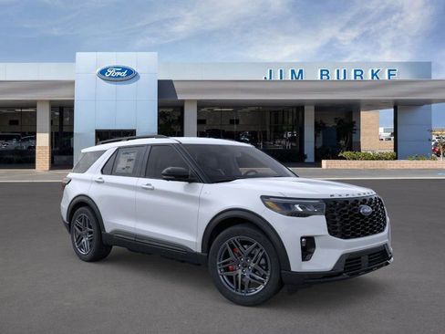 New 2026 Ford Explorer ST-Line w/ ST-Line Street Pack image 7
