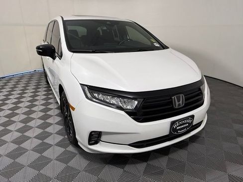 Used 2024 Honda Odyssey Sport image 7