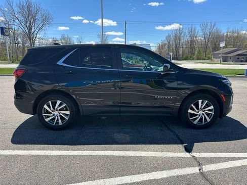 Used 2024 Chevrolet Equinox LT w/ LPO, Floor Liner Package image 5