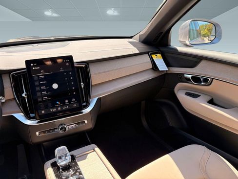 Used 2026 Volvo XC90 B6 Plus w/ Protection Package image 25