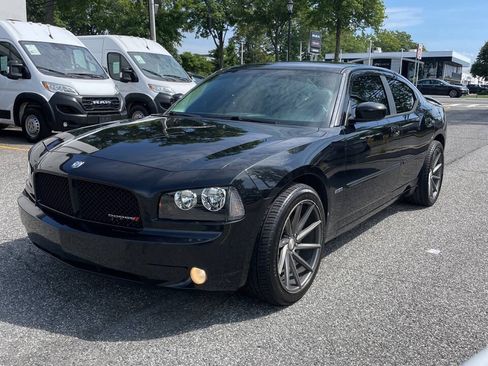 Used 2010 Dodge Charger R/T RWD image 4
