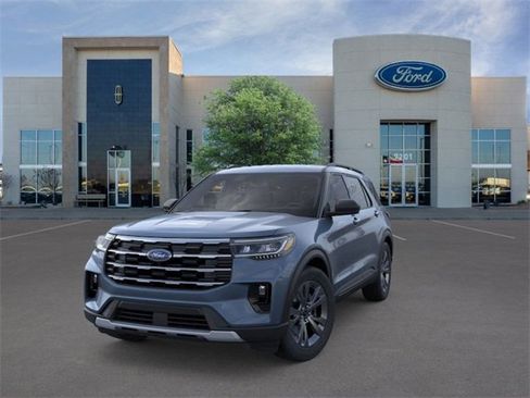 New 2026 Ford Explorer Active w/ Active Comfort Package image 2