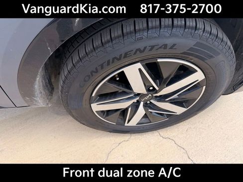 Certified 2023 Kia Sorento S FWD image 11