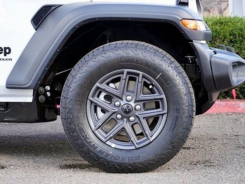 New 2026 Jeep Wrangler Unlimited Sport S image 8