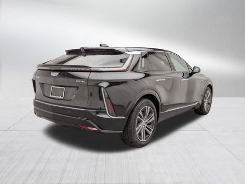 New 2026 Cadillac Lyriq Luxury image 5