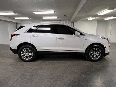 Certified 2022 Cadillac XT5 Premium Luxury image 6