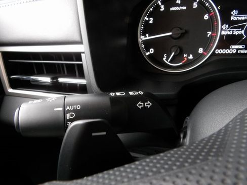 New 2025 Mitsubishi Outlander ES image 30