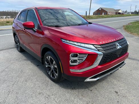 Used 2022 Mitsubishi Eclipse Cross SE image 3