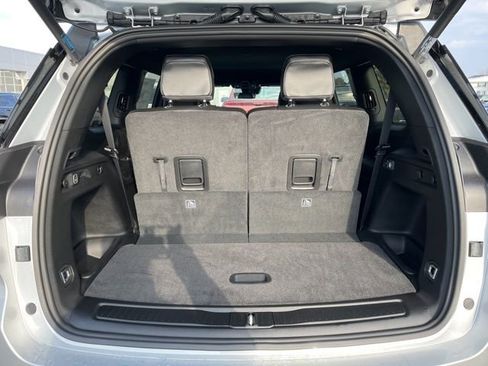 New 2025 Jeep Grand Cherokee L Limited w/ Black Appearance Package image 7