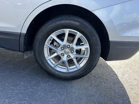 Used 2022 Chevrolet Equinox LT image 10