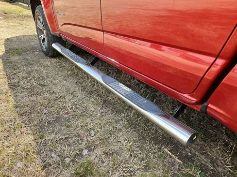 Used 2016 Chevrolet Colorado Z71 image 9