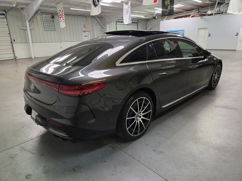 Used 2022 Mercedes-Benz EQS 450+ Sedan image 8