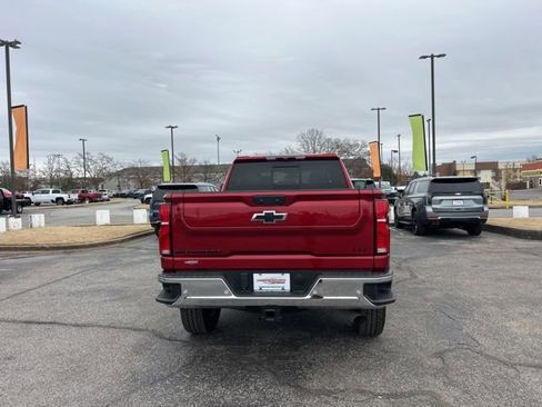 Used 2024 Chevrolet Silverado 2500 LTZ w/ LTZ Convenience Package image 4
