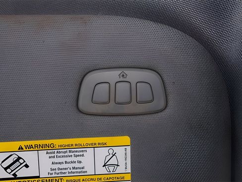 Used 2025 Ford F250 Lariat w/ Black Appearance Package image 21