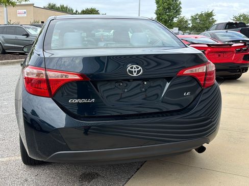 Used 2019 Toyota Corolla LE FWD image 6