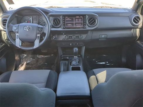 Used 2020 Toyota Tacoma TRD Sport image 15