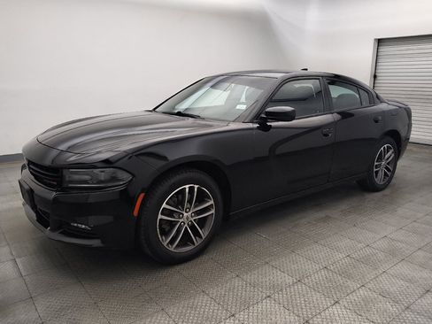 Used 2019 Dodge Charger SXT AWD/4WD image 2