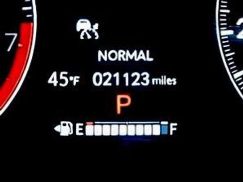 Certified 2023 Honda HR-V Sport image 24