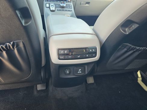 Used 2025 Hyundai Palisade SEL AWD/4WD image 24