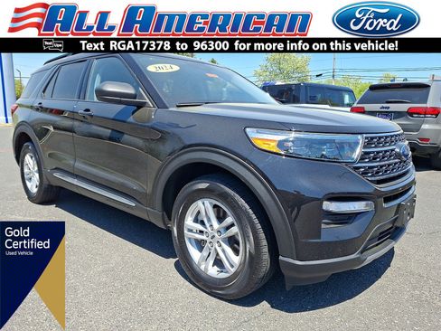 Certified 2024 Ford Explorer XLT w/ Equipment Group 202A AWD/4WD image 1