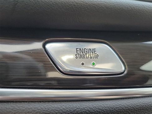 Used 2024 Buick Enclave Premium w/ Experience Buick Package image 30