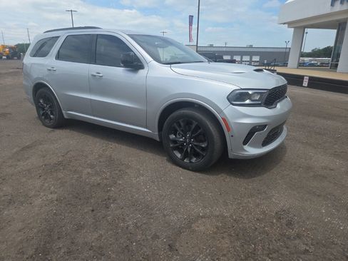 Used 2023 Dodge Durango R/T RWD image 16
