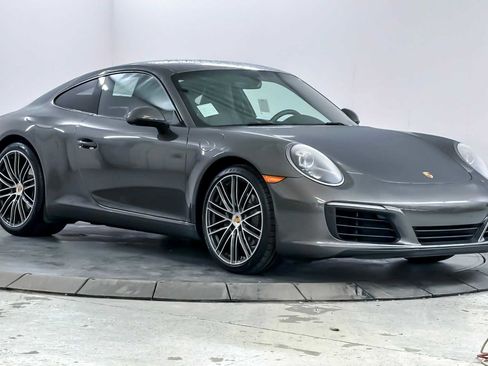Used 2018 Porsche 911 Carrera image 9