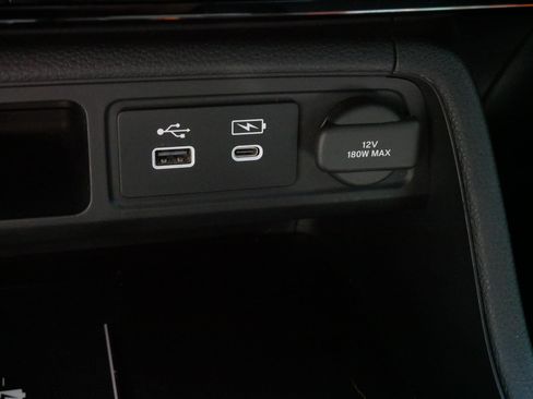 Used 2023 Honda Pilot EX-L image 31
