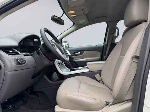 Used 2013 Ford Edge SE FWD image 9