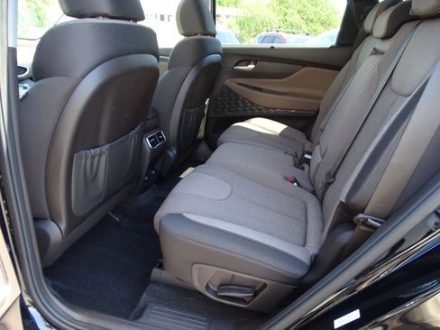 Used 2023 Hyundai Santa Fe SEL Convenience image 11