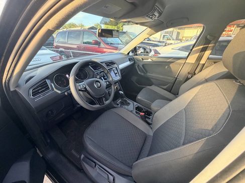 Used 2021 Volkswagen Tiguan S FWD image 7