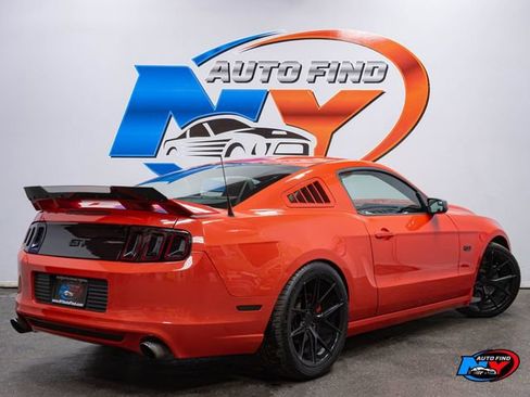 Used 2013 Ford Mustang GT Premium image 5