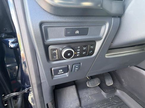 Used 2025 Ford F150 Raptor AWD/4WD image 14