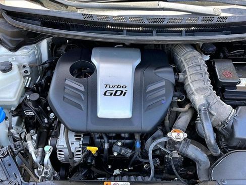 Used 2014 Kia Forte Koup SX w/ SX Premium Package FWD image 9