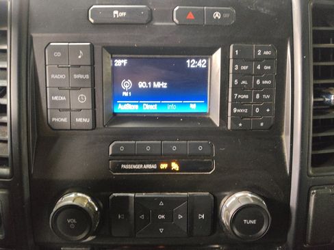 Used 2016 Ford F150 XL w/ Equipment Group 101A Mid image 25