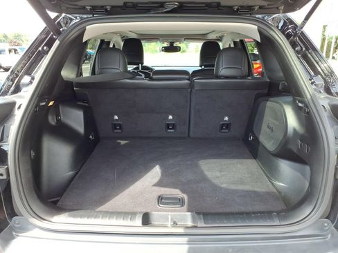 Used 2020 Jeep Cherokee Limited AWD/4WD image 9