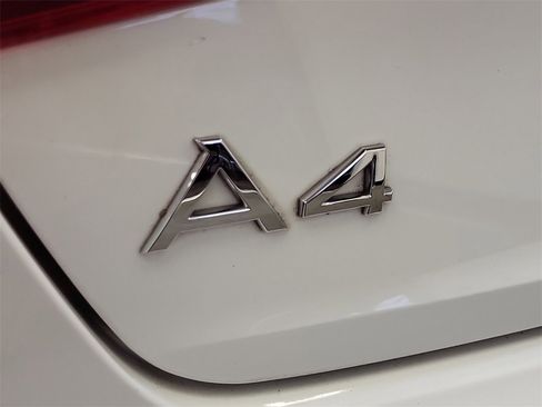 Used 2018 Audi A4 2.0T Premium w/ 18" Wheel Package image 15