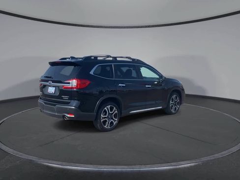 Used 2024 Subaru Ascent Touring AWD/4WD image 8
