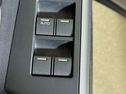 Used 2016 Honda CR-V EX-L image 18