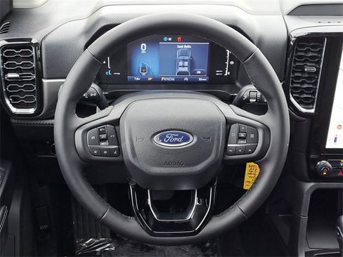 New 2025 Ford Ranger XLT w/ FX4 Off-Road Package image 45