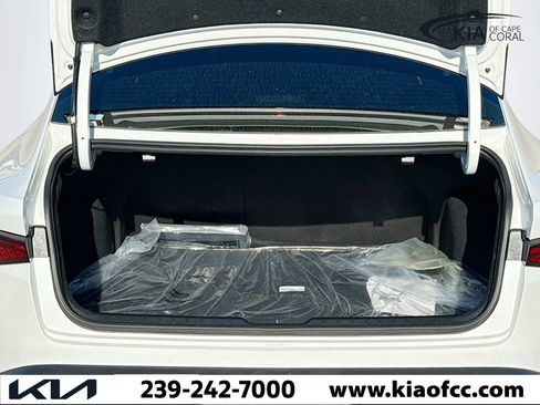 New 2025 Kia K4 EX image 12