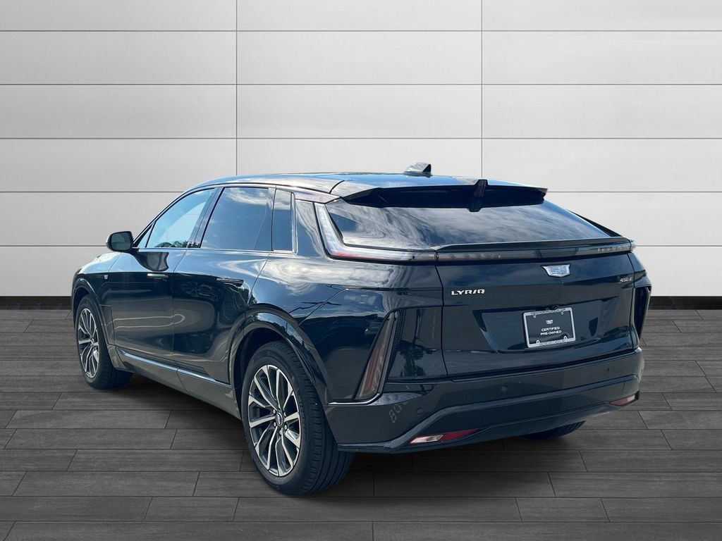 Certified 2024 Cadillac Lyriq Sport RWD image 3