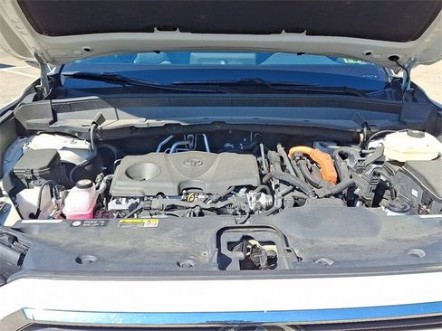 Certified 2024 Toyota Grand Highlander XLE image 25