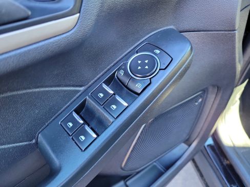 Certified 2022 Ford Escape SE w/ Convenience Package image 17