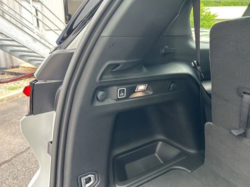 New 2025 Jeep Grand Cherokee L Limited w/ Trailer Tow Package image 39