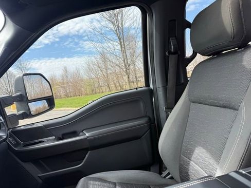 Used 2021 Ford F150 XLT w/ Equipment Group 302A High image 16