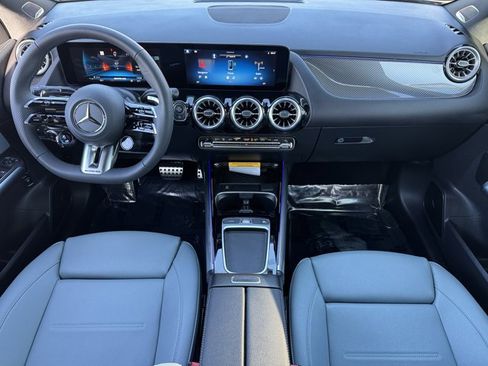 New 2026 Mercedes-Benz GLA 35 AMG 4MATIC image 4