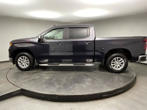 Certified 2023 Chevrolet Silverado 1500 LT w/ Z71 Off-Road Package AWD/4WD image 4